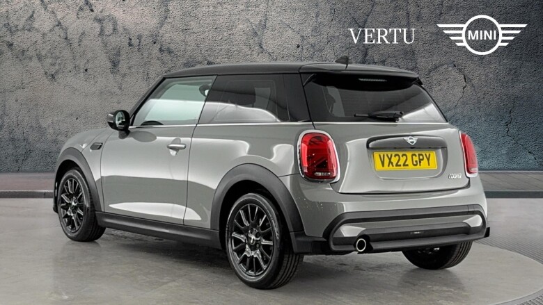 MINI Hatchback 1.5 Cooper Classic 3dr Petrol Hatchback